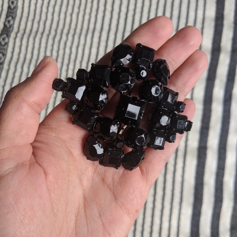 Black Brooche